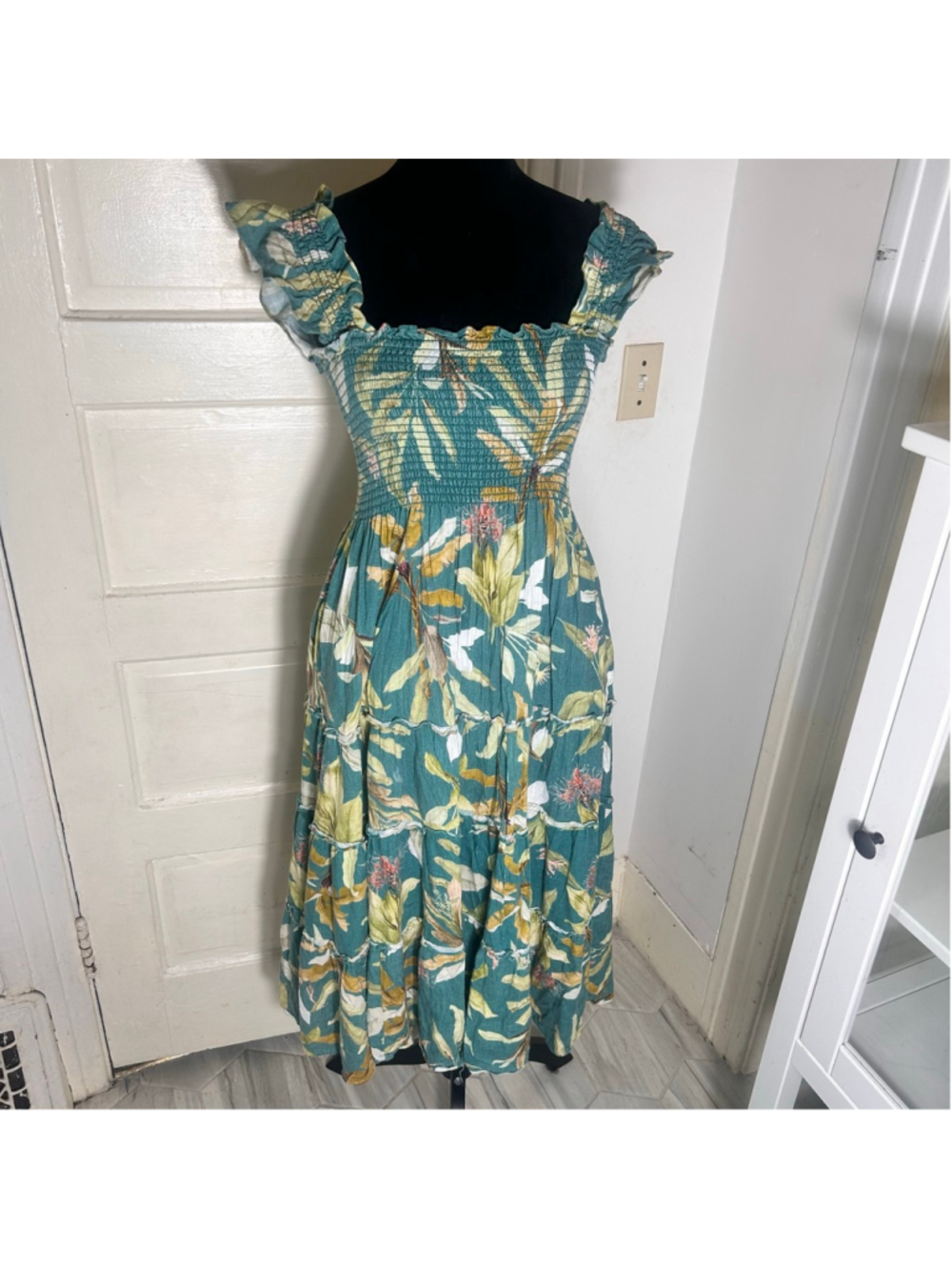 Women's O.P.T. Tuscany Teal Green Floral Smocked Maxi Dress M Summer Ligh - Picture 2 of 10